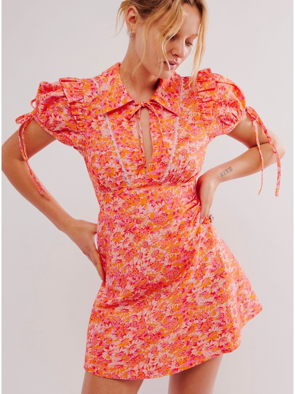 Free People Dottie Mini Dress in a Vibrant Orange and Pink Floral Print Size M